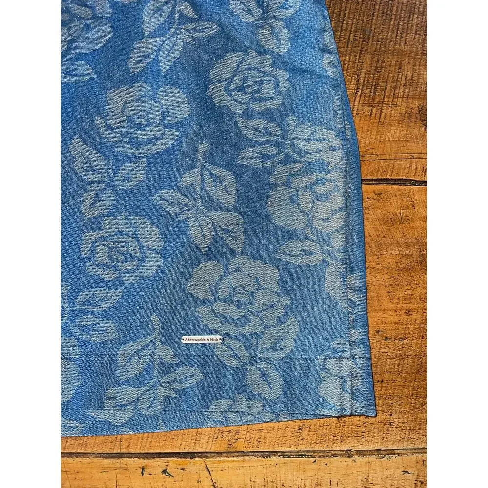 NWT‎ Womens Abercrombie & Fitch Denim Floral Shimmery Mini Skirt Size 6